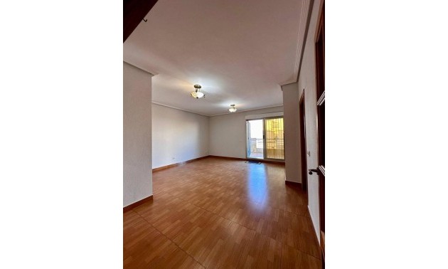 Herverkoop - Apartment - Torrevieja