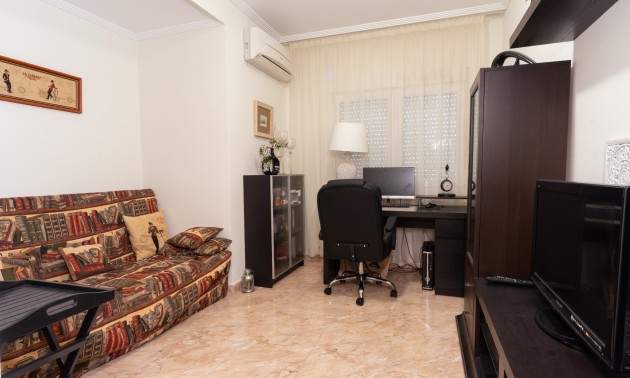 Herverkoop - Villa - Torrevieja - Los Balcones