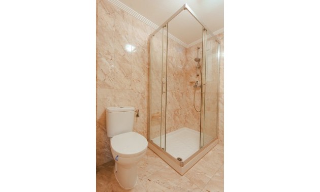 Herverkoop - Villa - Torrevieja - Los Balcones