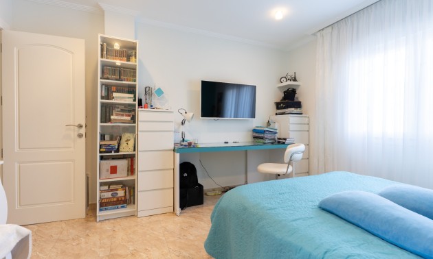 Herverkoop - Villa - Torrevieja - Los Balcones
