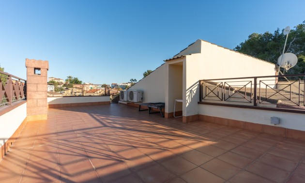 Herverkoop - Villa - Torrevieja - Los Balcones