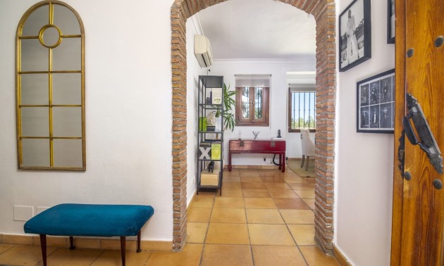 Resale - Villa - Benahavis - La Quinta