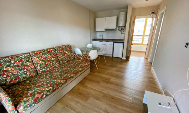 Herverkoop - Apartment - Benidorm - Rincón de Loix