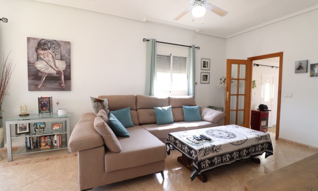 Resale - Country House - Daya Vieja