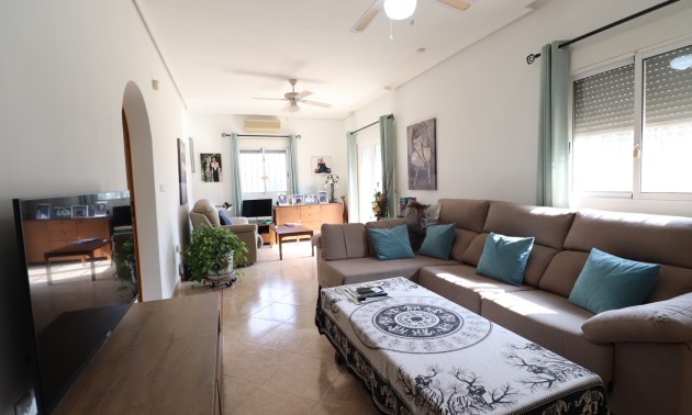 Resale - Country House - Daya Vieja