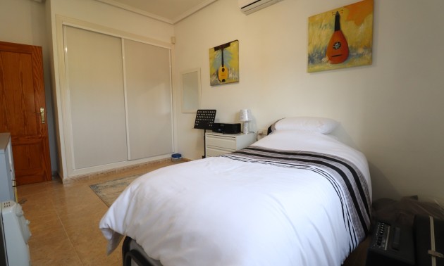 Resale - Country House - Daya Vieja