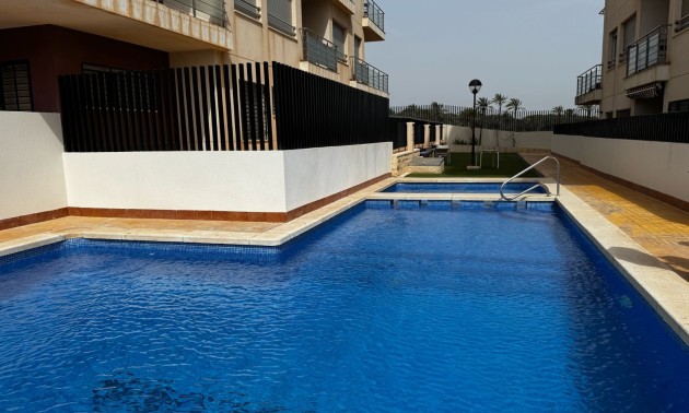 Herverkoop - Apartment - Torrevieja - Punta Prima