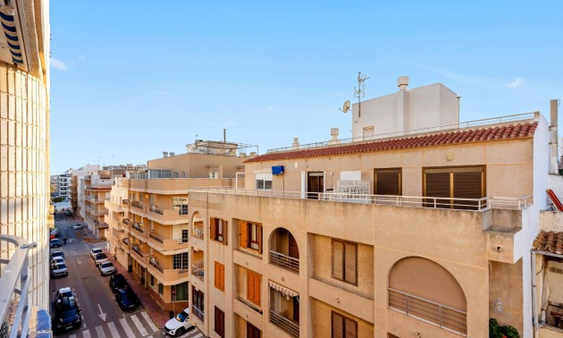 Herverkoop - Apartment - Torrevieja - La Mata