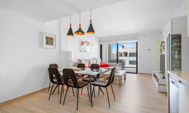 Herverkoop - Apartment - Orihuela Costa - Villamartín