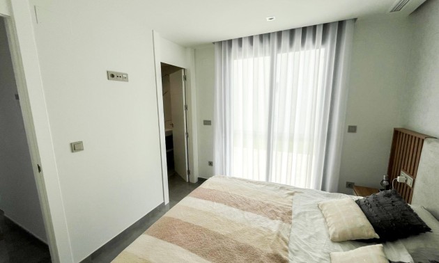 Herverkoop - Villa - Torrevieja - Los Altos