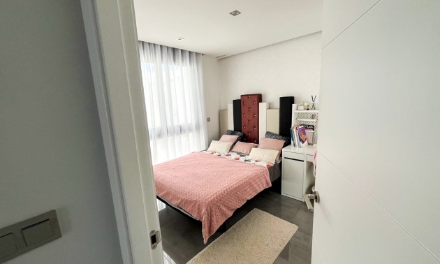Herverkoop - Villa - Torrevieja - Los Altos