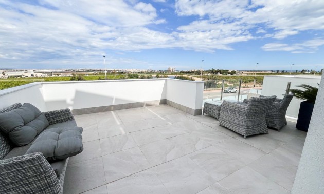 Herverkoop - Villa - Torrevieja - Los Altos