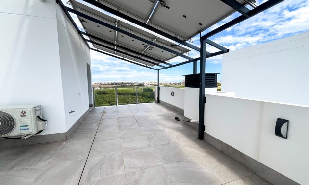 Herverkoop - Villa - Torrevieja - Los Altos