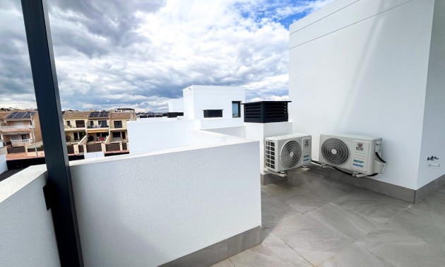 Herverkoop - Villa - Torrevieja - Los Altos