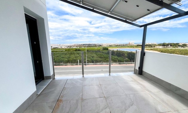 Herverkoop - Villa - Torrevieja - Los Altos