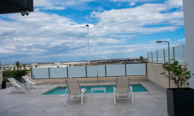Herverkoop - Villa - Torrevieja - Los Altos