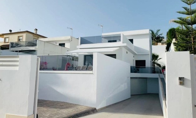 Herverkoop - Villa - San Fulgencio - Urbanización La Marina