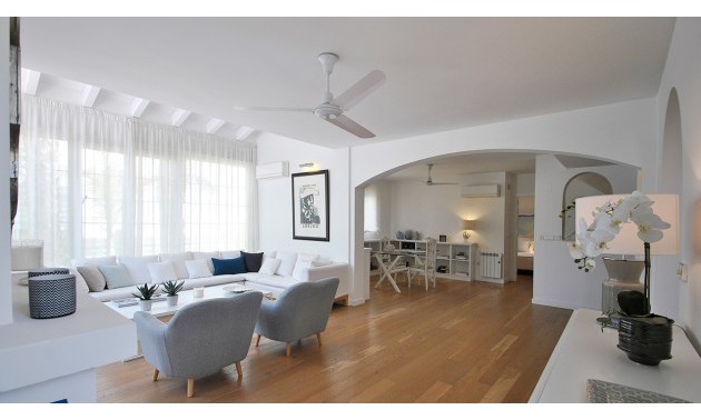 Herverkoop - Villa - Elche - La Marina