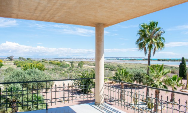 Herverkoop - Villa - Elche - La Marina