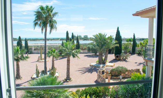 Herverkoop - Villa - Elche - La Marina
