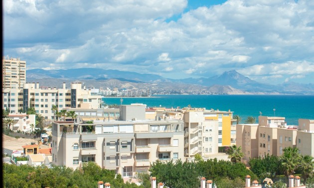 Resale - Apartment - Alicante - El Campello