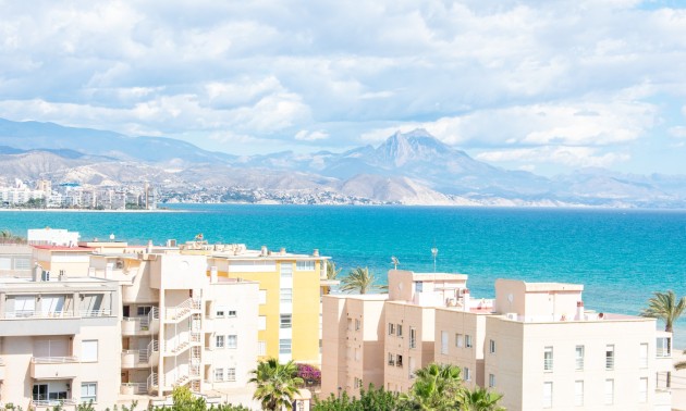 Resale - Apartment - Alicante - El Campello