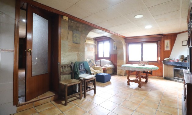 Herverkoop - Villa - Heredades - Heredades - Village
