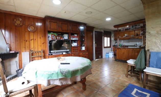 Herverkoop - Villa - Heredades - Heredades - Village