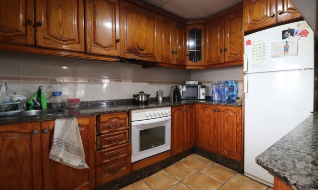 Herverkoop - Villa - Heredades - Heredades - Village