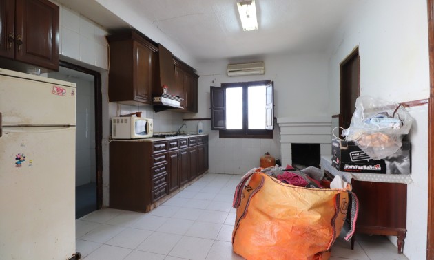 Herverkoop - Villa - Heredades - Heredades - Village