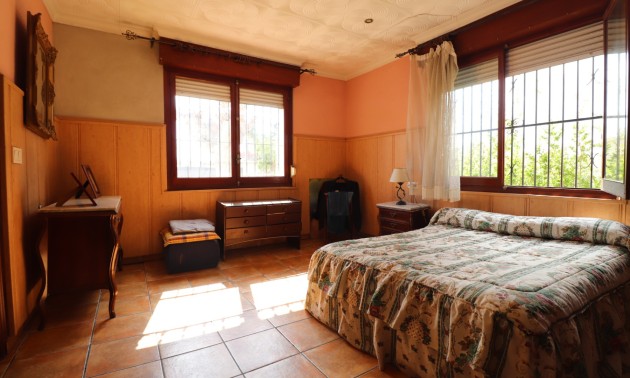 Herverkoop - Villa - Heredades - Heredades - Village