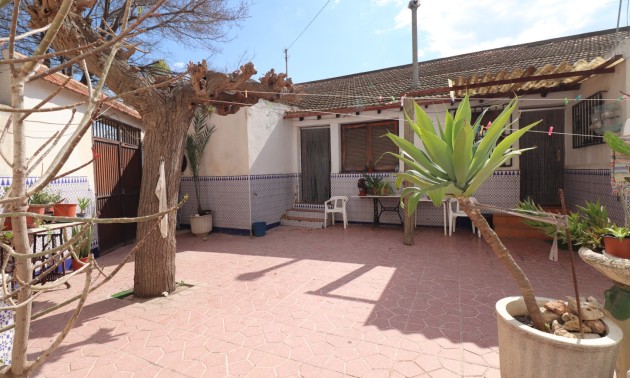 Herverkoop - Villa - Heredades - Heredades - Village