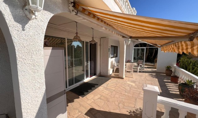 Herverkoop - Villa - La Nucía - Monte Bello
