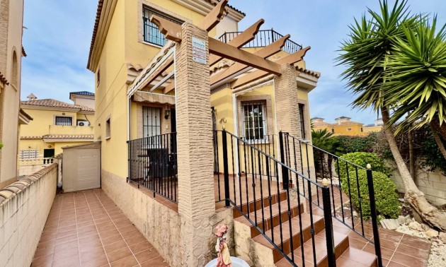 Herverkoop - Villa - Ciudad Quesada - Lo Crispin