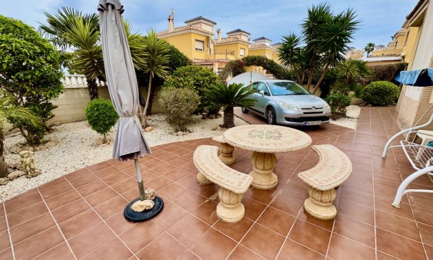 Herverkoop - Villa - Ciudad Quesada - Lo Crispin
