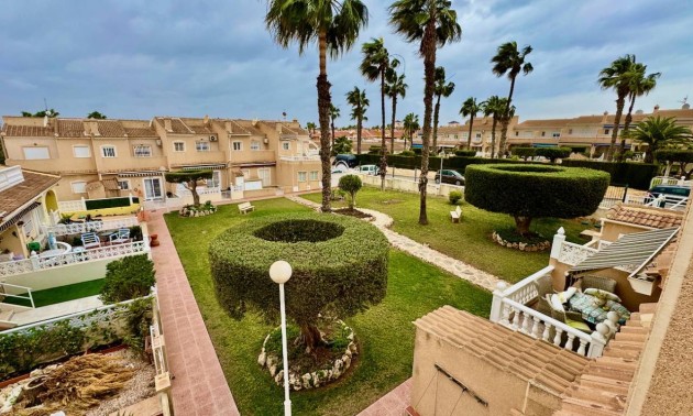 Herverkoop - Herenhuis - Ciudad Quesada - Doña Pepa