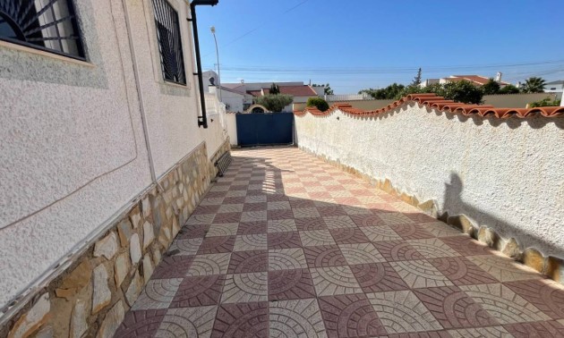 Herverkoop - Villa - Ciudad Quesada