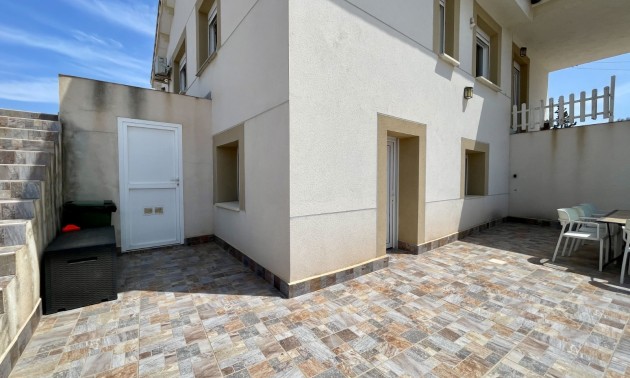 Herverkoop - Villa - Torrevieja - Los Balcones