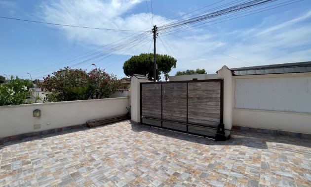 Herverkoop - Villa - Torrevieja - Los Balcones