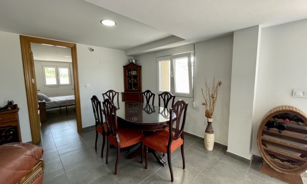 Herverkoop - Villa - Torrevieja - Los Balcones