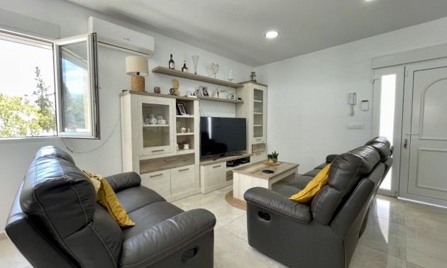 Herverkoop - Villa - Torrevieja - Los Balcones