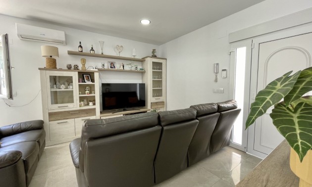 Herverkoop - Villa - Torrevieja - Los Balcones