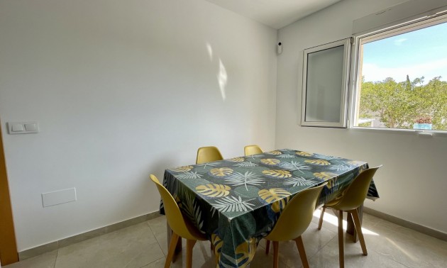 Herverkoop - Villa - Torrevieja - Los Balcones