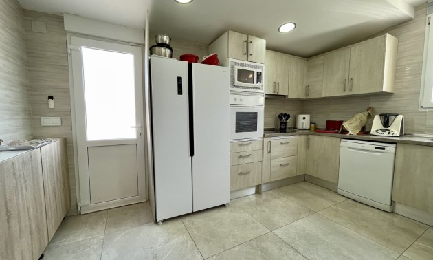 Herverkoop - Villa - Torrevieja - Los Balcones