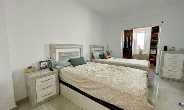 Herverkoop - Villa - Torrevieja - Los Balcones