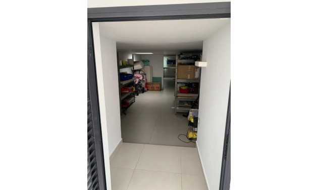 Herverkoop - Villa - Alicante - Campoamor