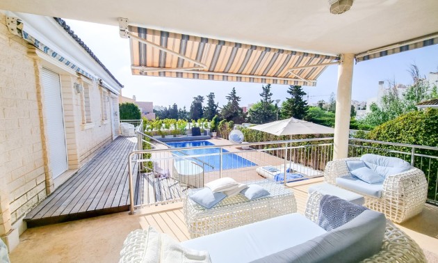 Herverkoop - Villa - Torrevieja - La Mata