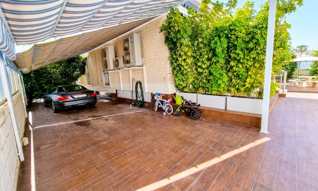 Herverkoop - Villa - Torrevieja - La Mata