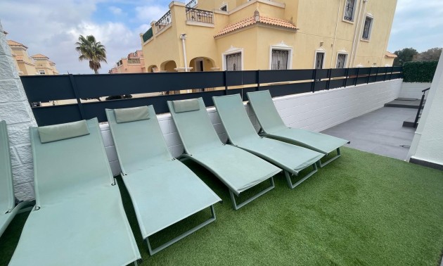 Herverkoop - Villa - Orihuela Costa - Villamartín