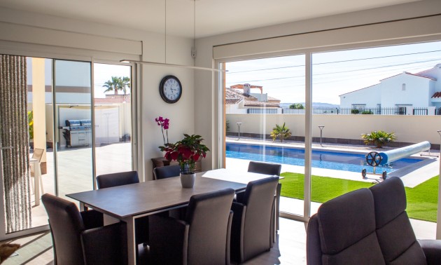 Herverkoop - Villa - Torrevieja - La Siesta